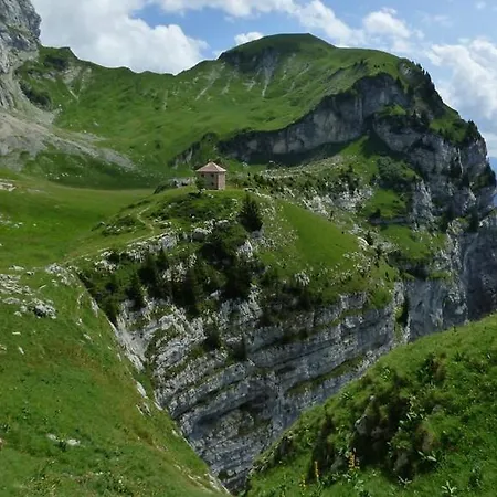 Lägenhet Le Milan Royal - Montmin